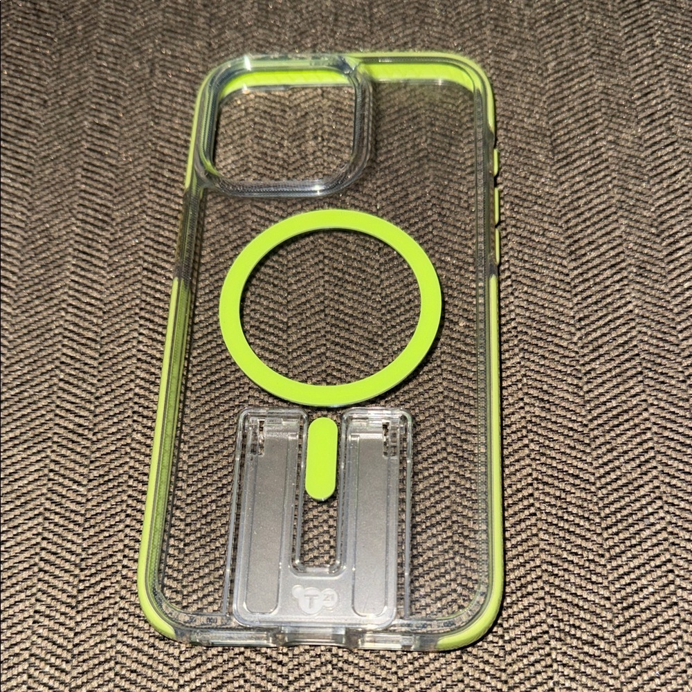tech21 Clear Lime Phone Case